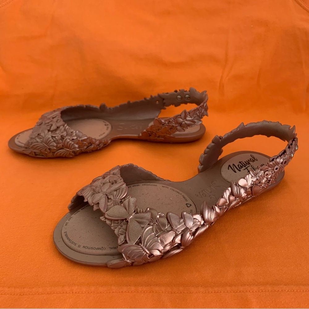 Women’s 6 SUNIES Flexi Butterfly Natural Fibers Slingback Molded Sandals NEW